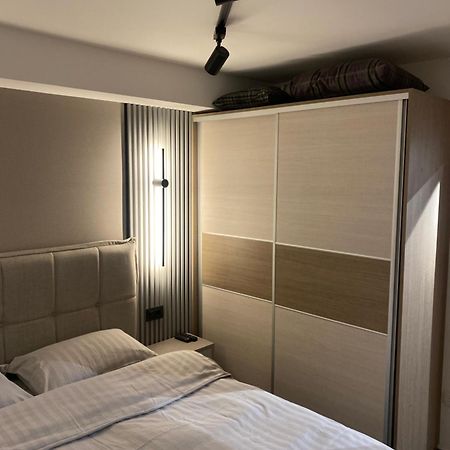 Vanessa Apartment Budva Bagian luar foto