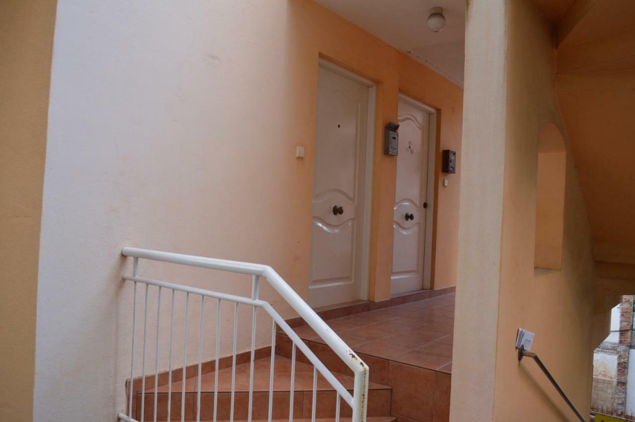 Vanessa Apartment Budva Bagian luar foto